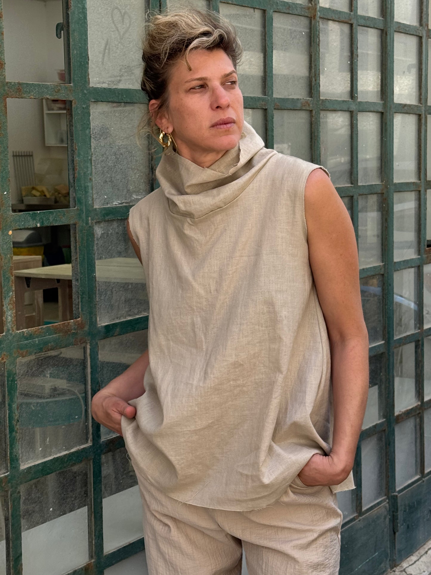 גופיית פרנזים שחורה