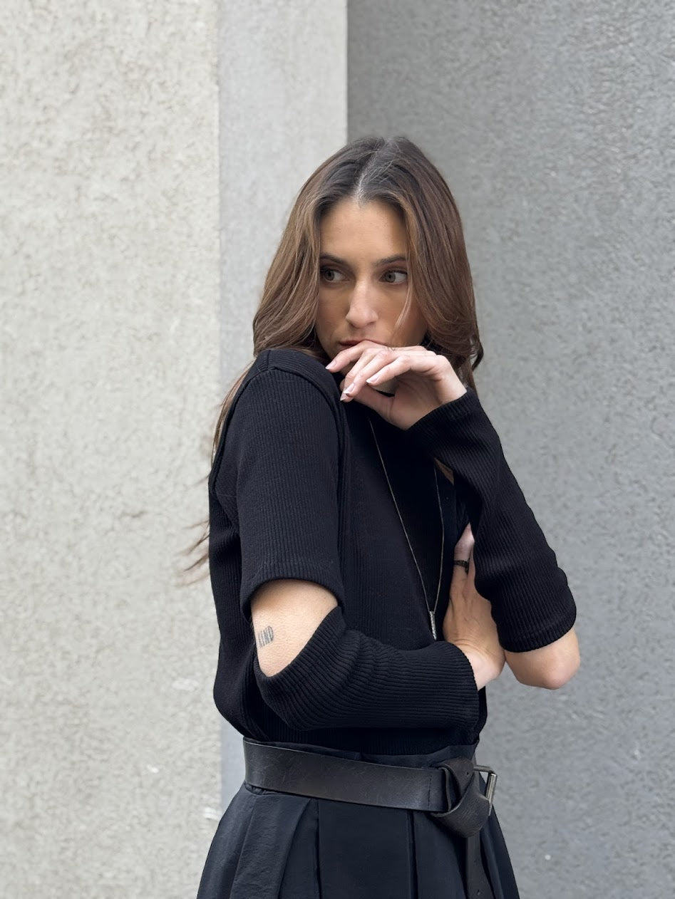 חולצת גולף שרוול מחולק