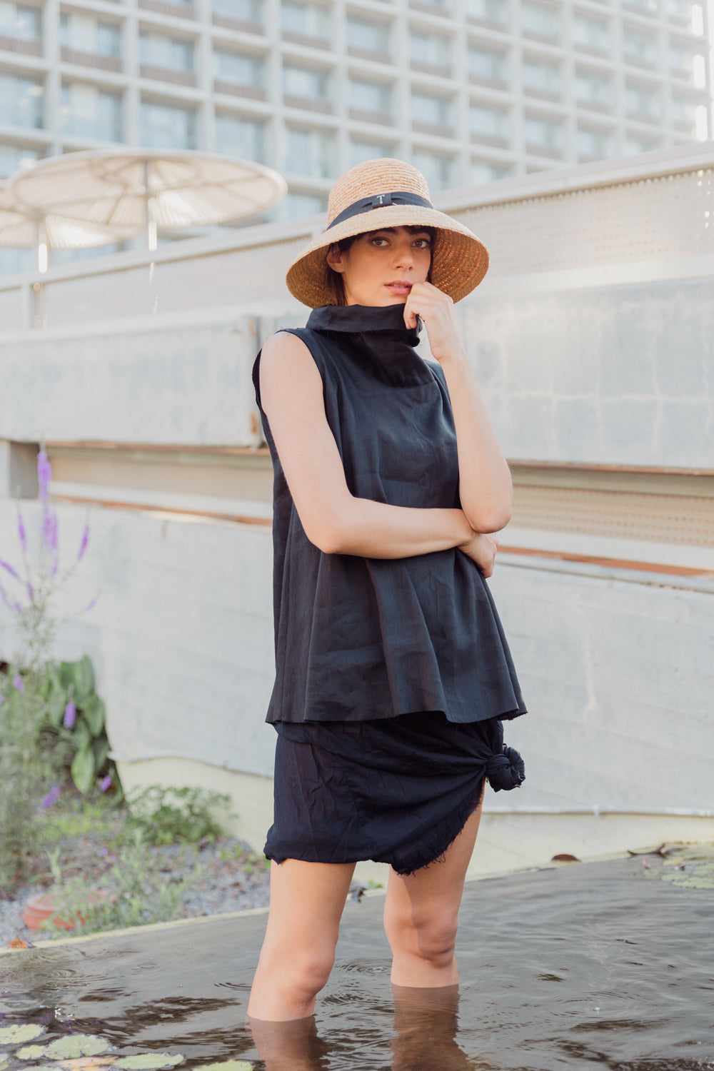 גופיית פרנזים שחורה